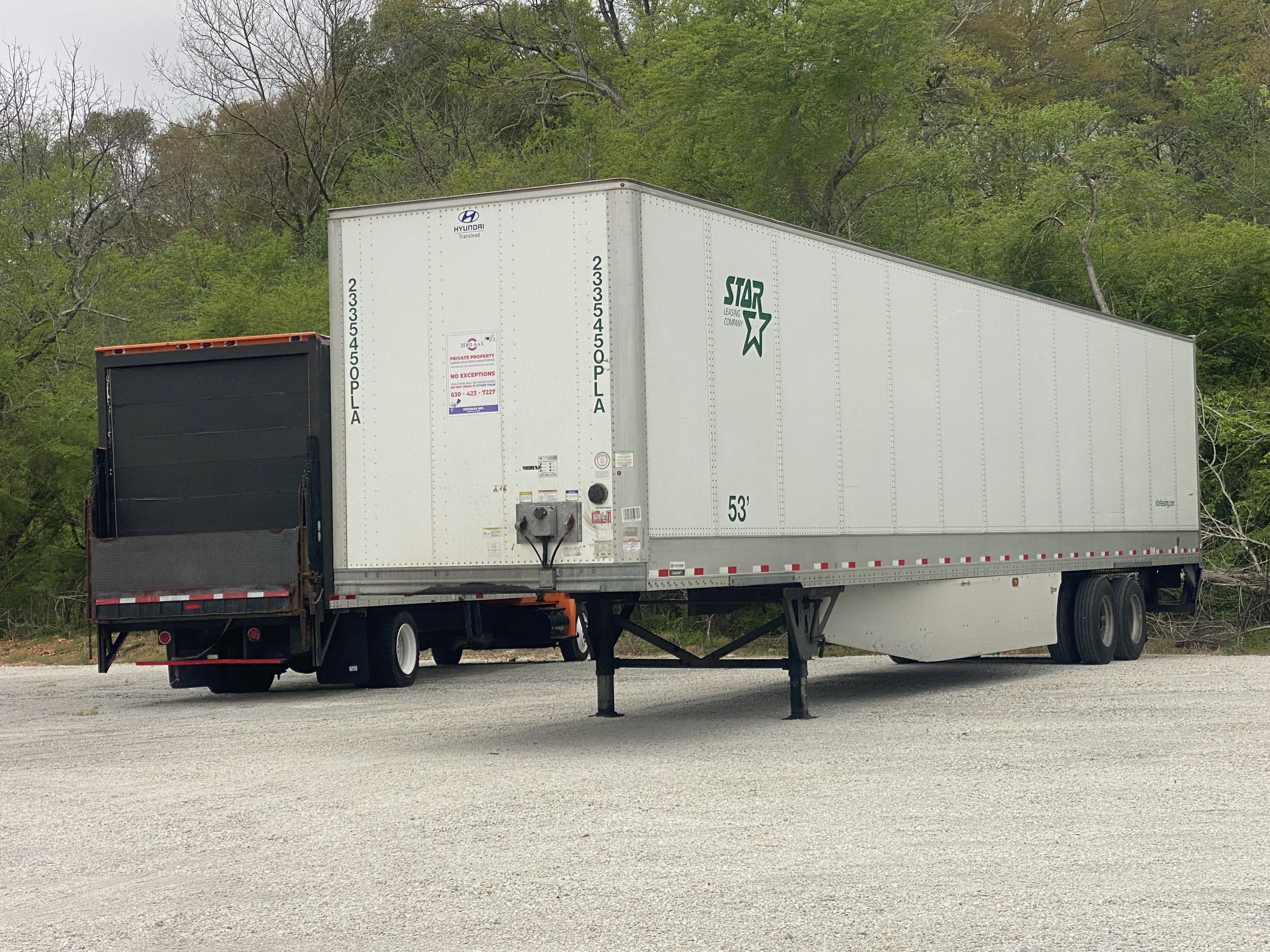 Finish Line Truck Parking & Storage (2/3)